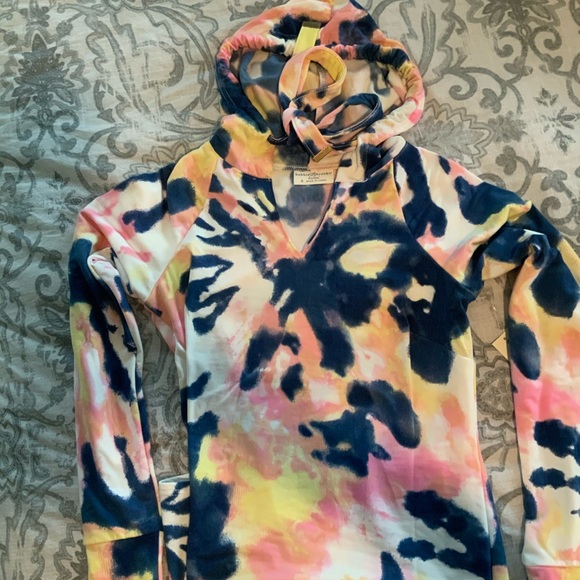 Sweater Dress w/Hood - Picture 2 of 7